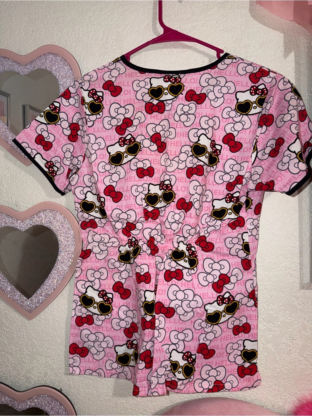 Hello Kitty Pink Short Sleeve V-Neck Scrub Top with Sunglasses Graphic - Picture 4 of 4